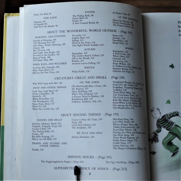 Vintage Music Primer, Singing and Rhyming: Our Singing World, Ginn and Company - Picture 5 of 10